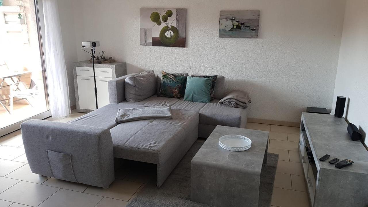 Easystay#4 Home Cinema Ferienwohnung In Kliniknaehe Mit Balkon, Boxspringbett & Netflix Bad Oeynhausen Bagian luar foto