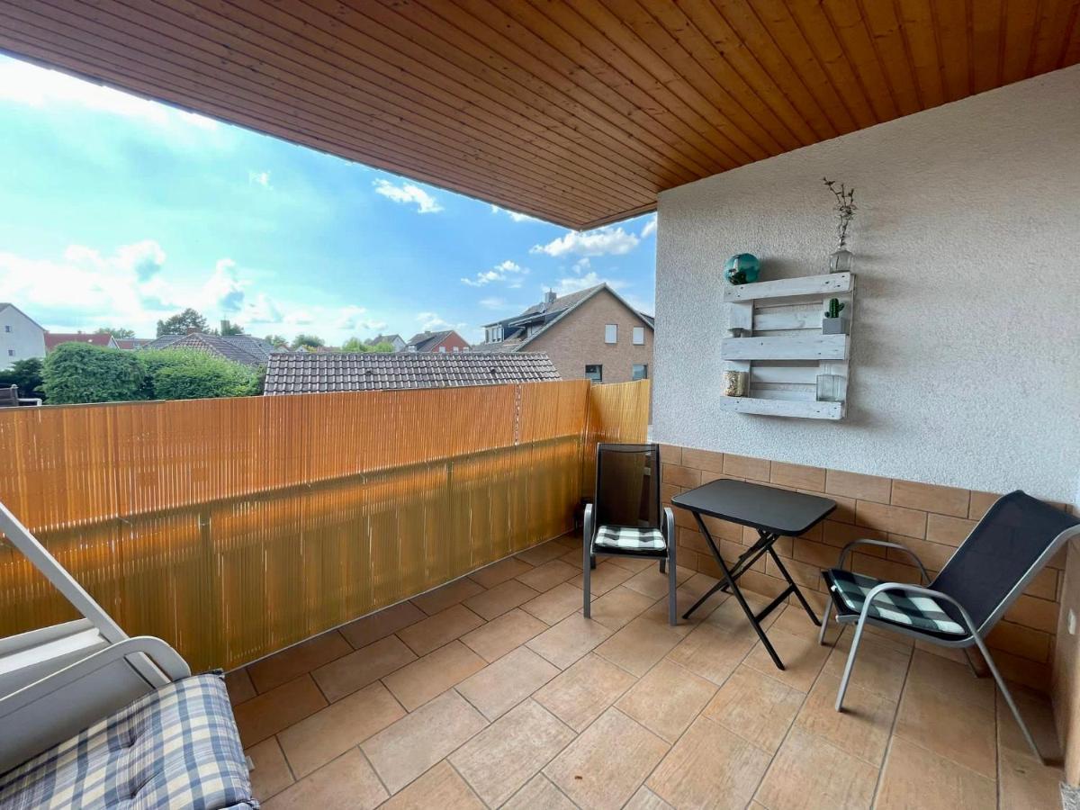 Easystay#4 Home Cinema Ferienwohnung In Kliniknaehe Mit Balkon, Boxspringbett & Netflix Bad Oeynhausen Bagian luar foto